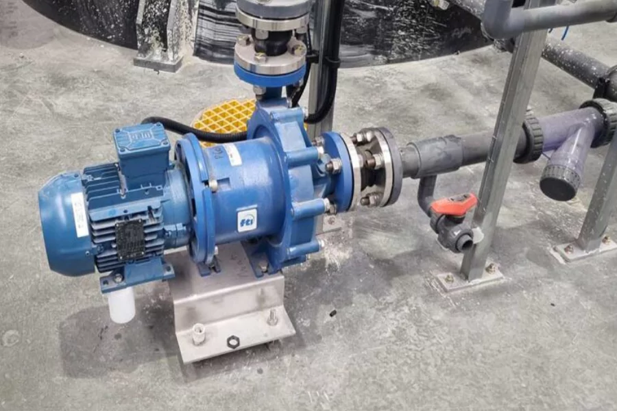 fti-magnetic-drive-pump-DB-series-2-900x600.jpg